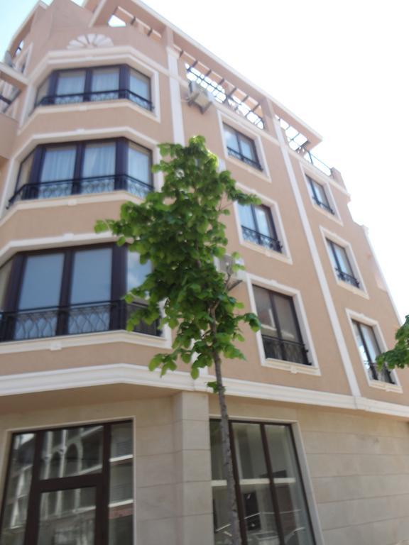 Holiday Apartments In Pomorie Exterior photo